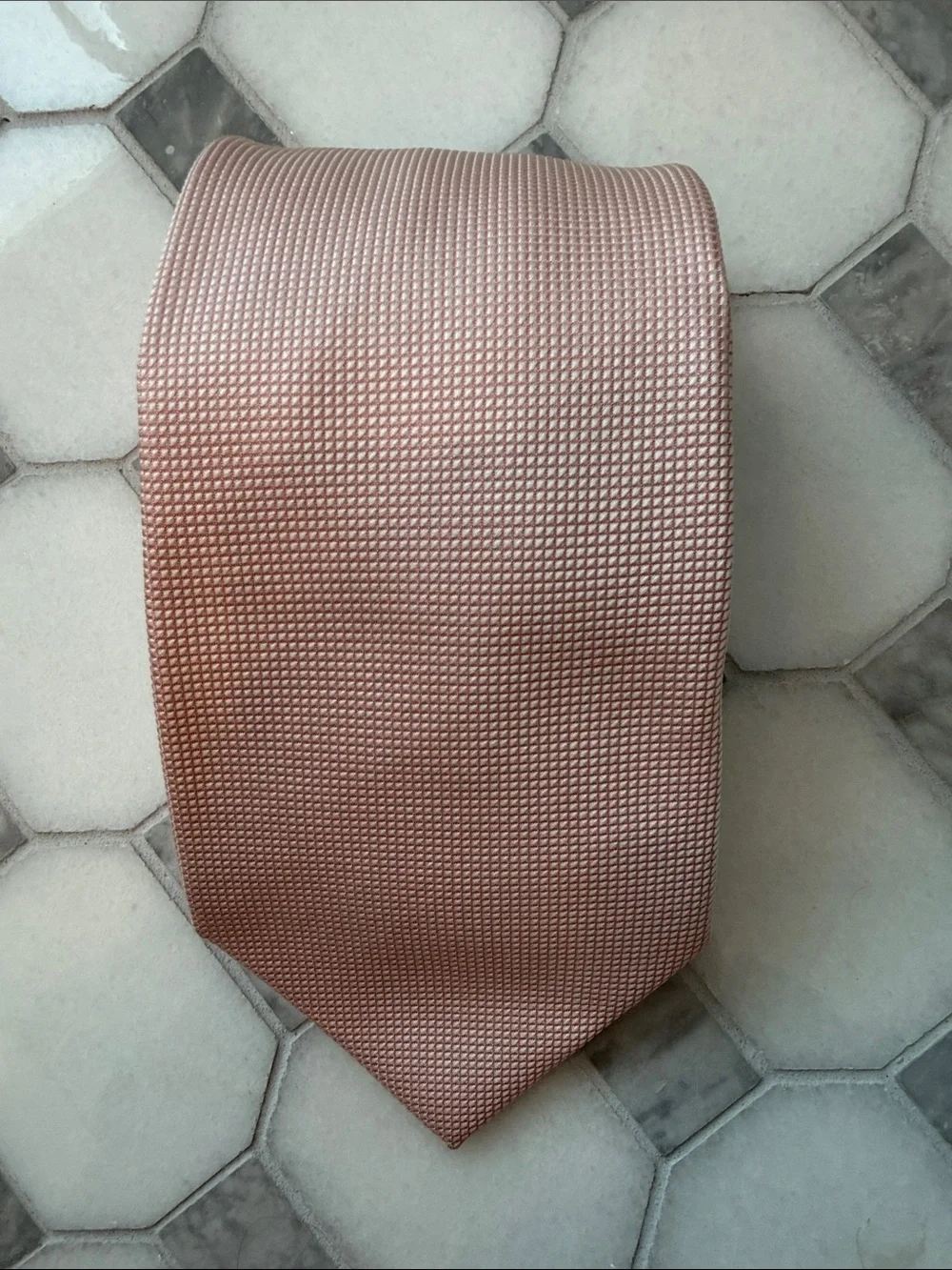 Charvet elegant pale